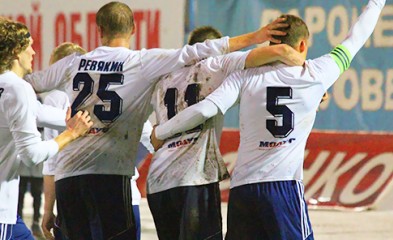 фотоальбом «Факел» (Воронеж) – «Локомотив» (Лиски) 5:1 (0:0)