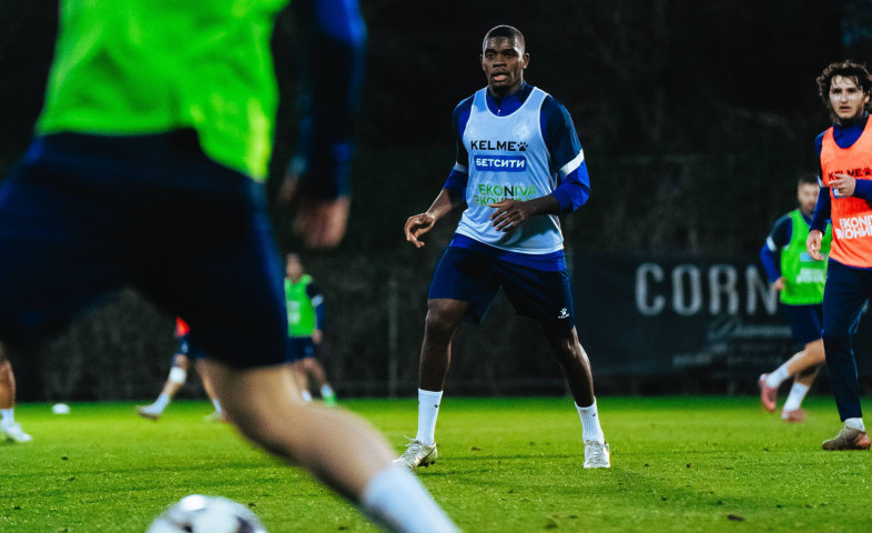 видео Аксель Гнапи: «Я счастлив быть в "Факеле"»