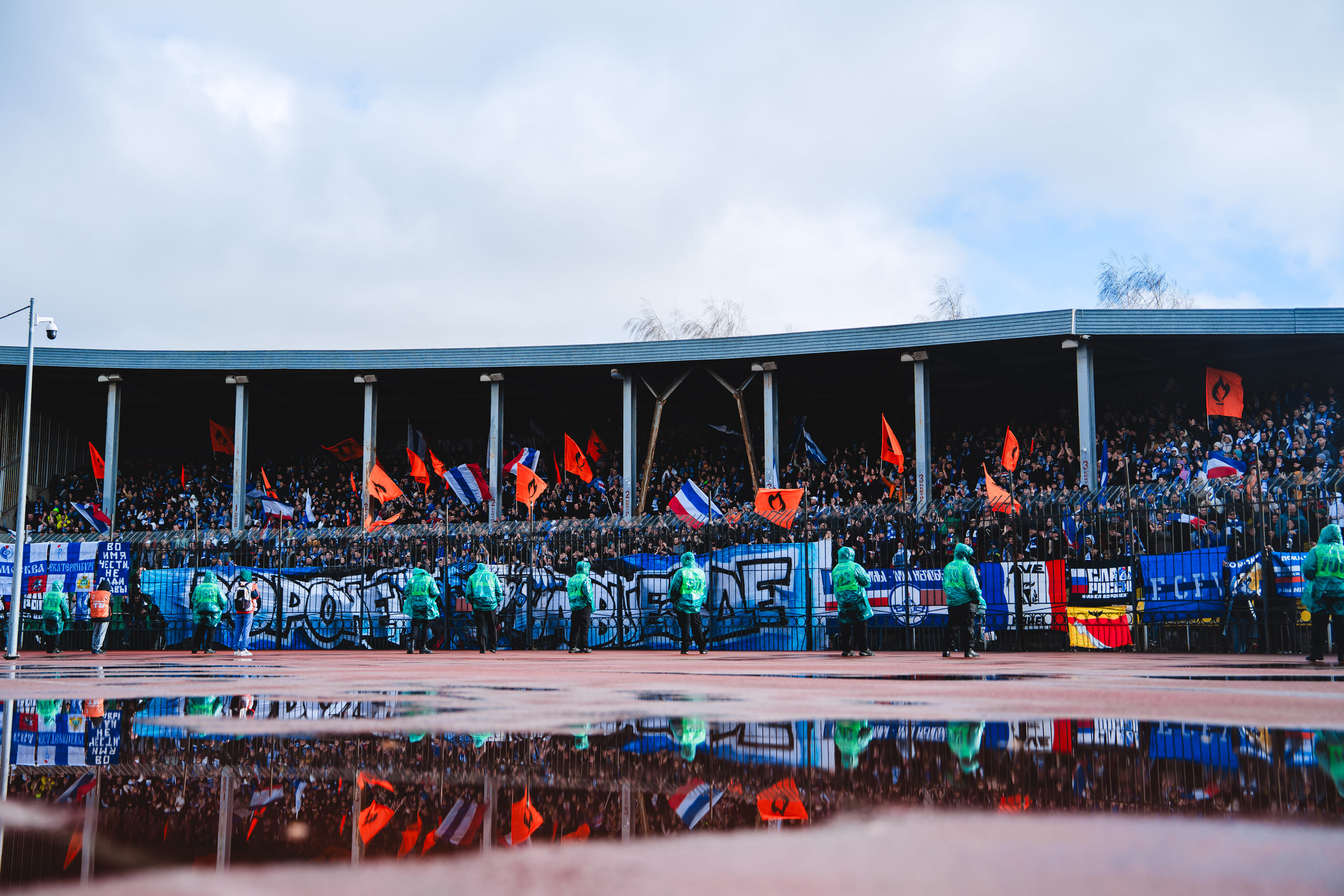 69d3588ff19d8__LVV9914